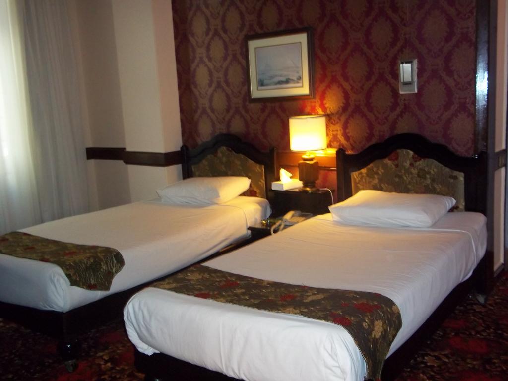 Hotel Cosmopolitan 3*